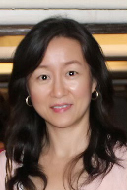 Victoria Lam headshot